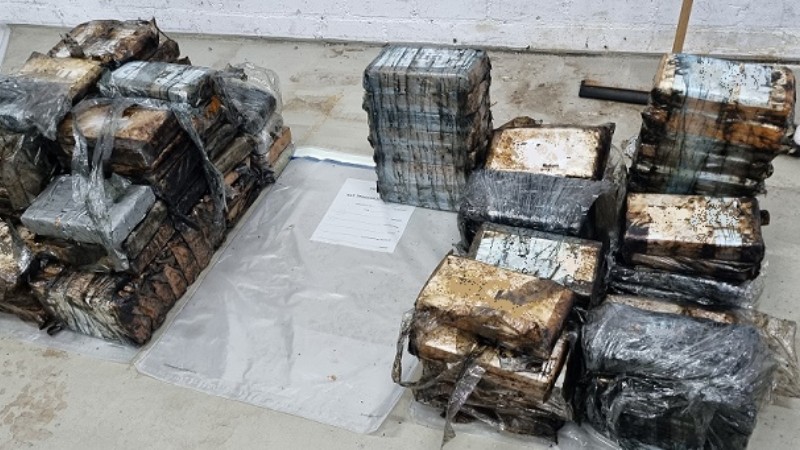 Drugs onder achterbank